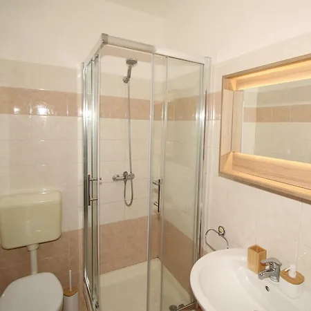 7429a Apartment